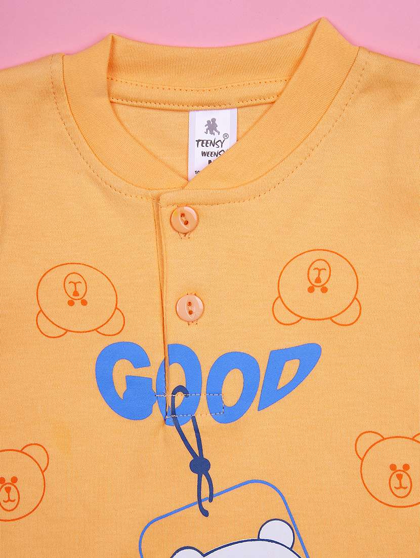 boys printed t-shirt & shorts twin set - 21943694 - Standard Image - 3