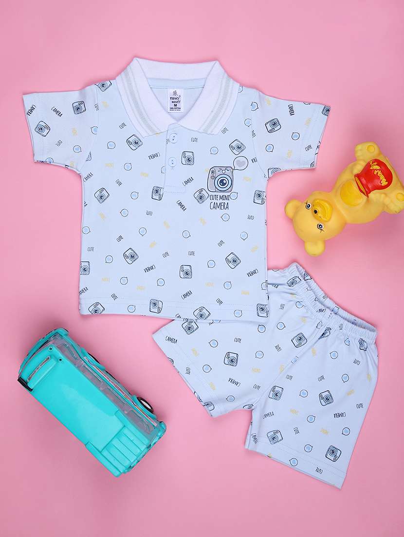 boys printed t-shirt & shorts twin set - 21943766 -  Zoom Image - 0