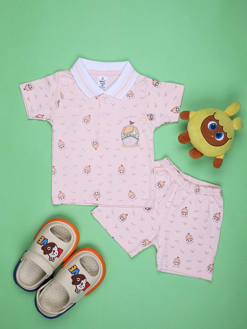 boys printed t-shirt & shorts twin set - 21943792 - Zoom Image - 0