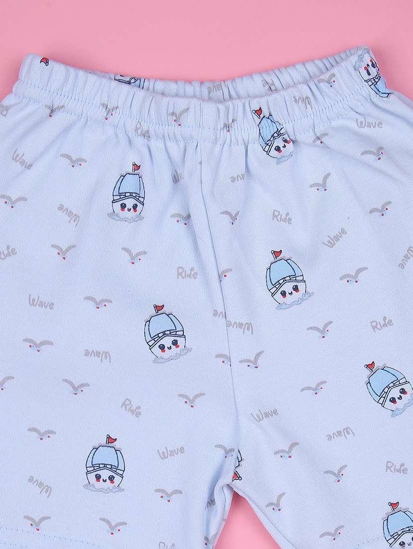boys printed t-shirt & shorts twin set - 21943794 - Standard Image - 3