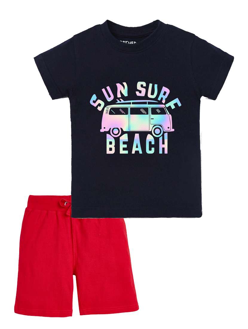 boys printed t-shirt & shorts casual wear set