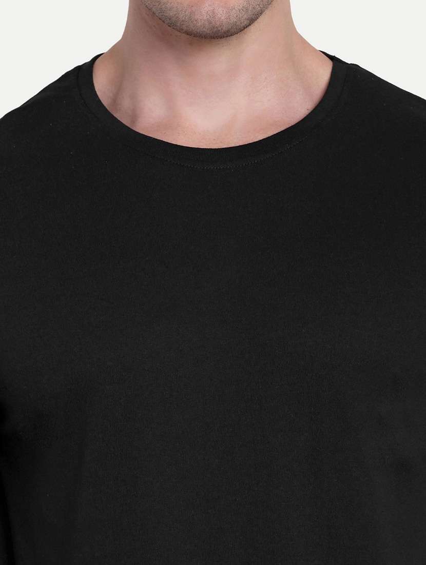 men black short sleeve oversized t-shirt - 21944434 -  Standard Image - 3