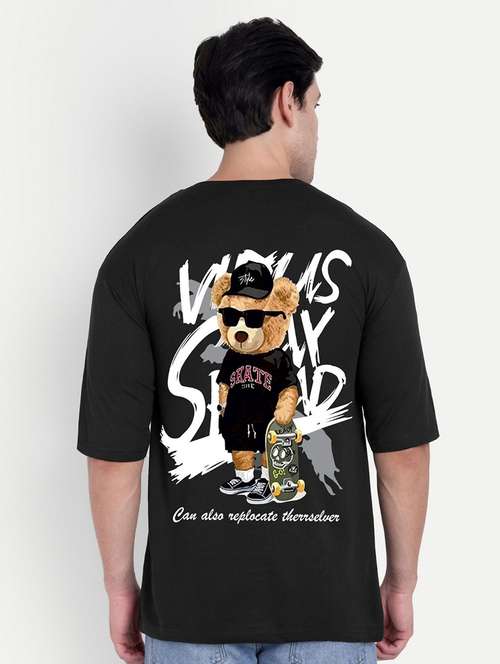 men black short sleeve oversized t-shirt - 21944438 - Standard Image - 0