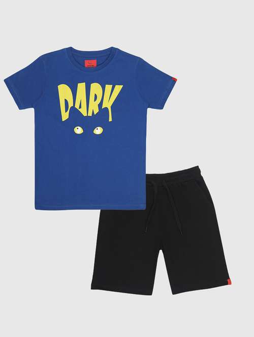 boys printed t-shirt & shorts casual wear set - 21944740 -  Standard Image - 0