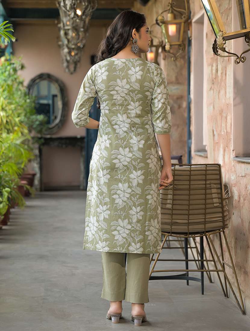 women three quarter sleeve kurta pant with dupatta set - 21944769 -  Standard Image - 3