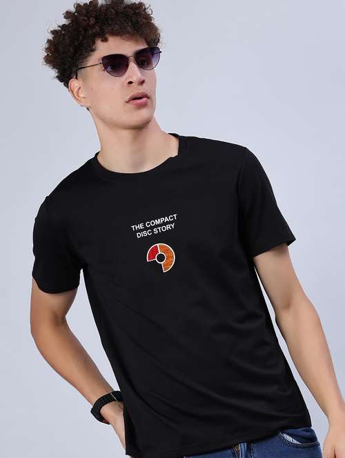 men printed short sleeve regular fit t-shirt - 21944963 -  Standard Image - 0