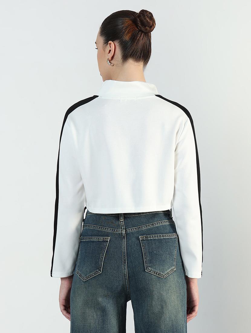 women color blocked long sleeve zip up crop top - 21946376 - Standard Image - 3