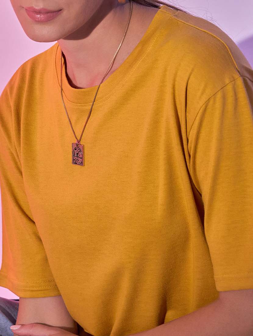 women pack of 2 solid short sleeve oversized t-shirt - 21946855 - Standard Image - 3