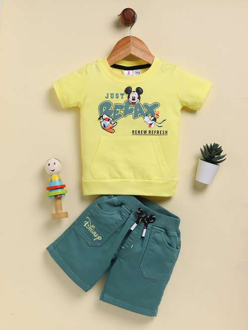 boys printed t-shirt and short set