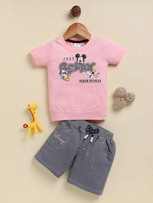 boys printed t-shirt and short set - 21947603 -  Standard Image - 0