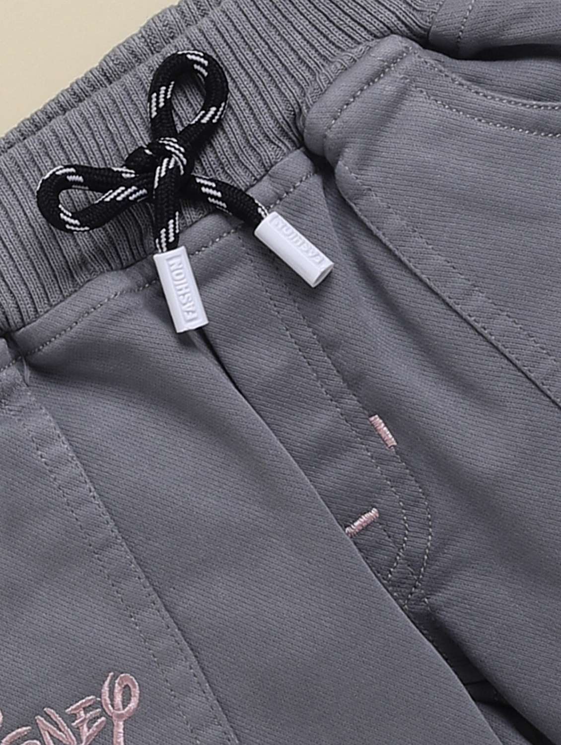 boys printed t-shirt and short set - 21947603 -  Standard Image - 5