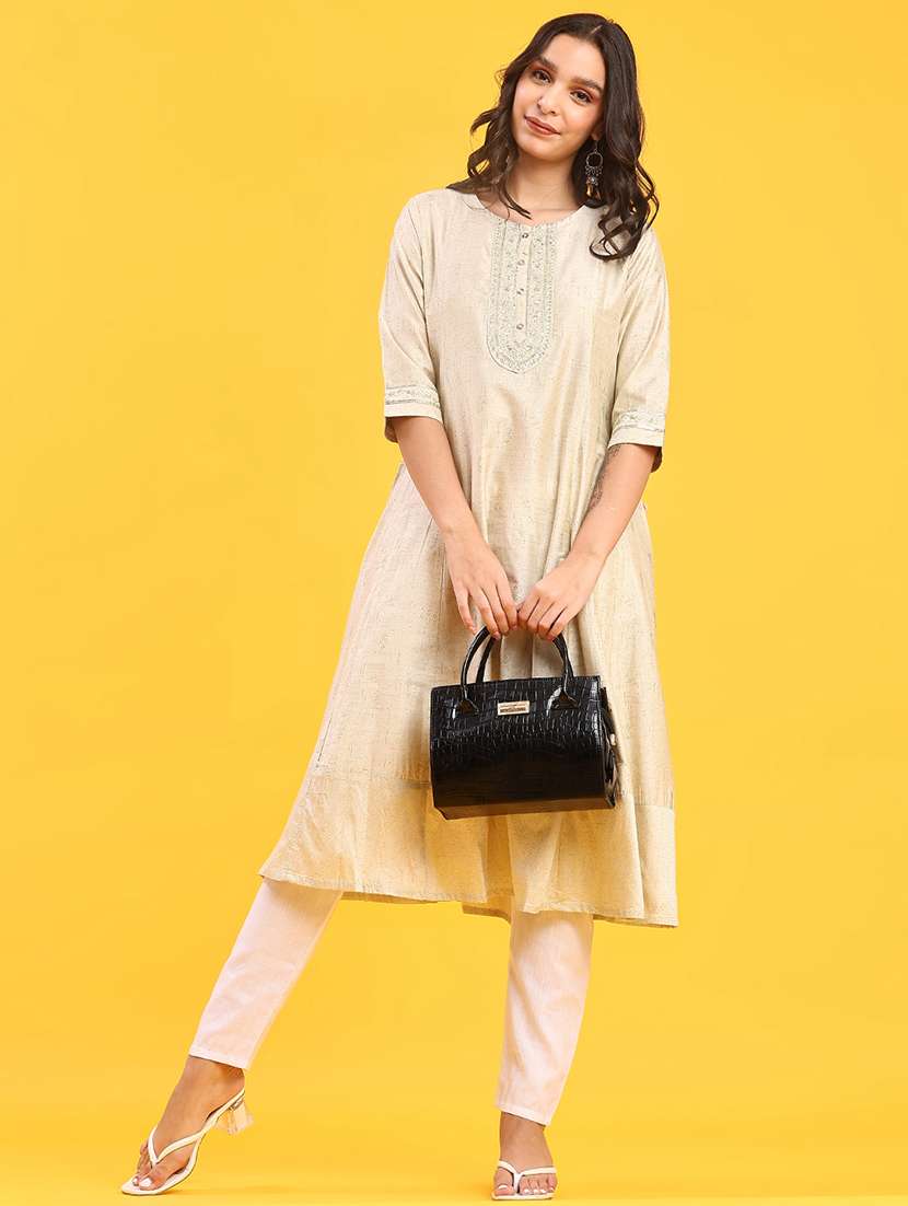 women three quarter sleeve a-line kurta