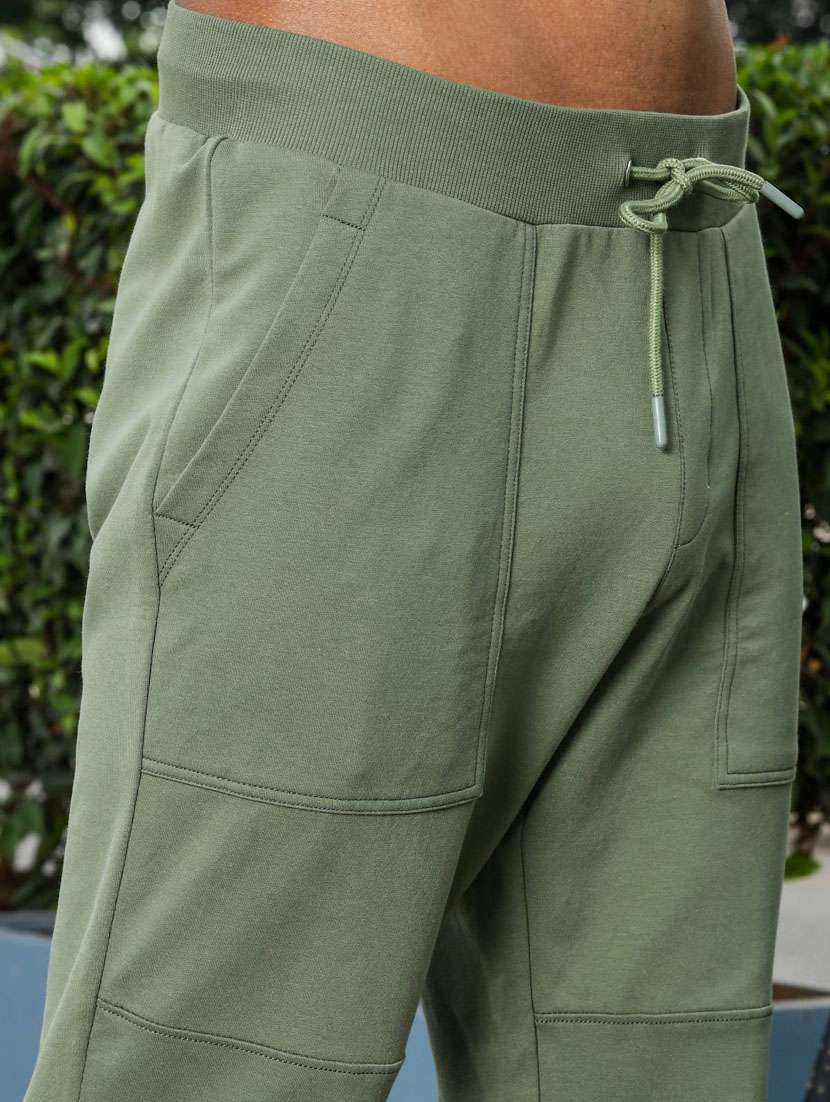 men olive solid mid rise jogger - 21947876 - Standard Image - 5