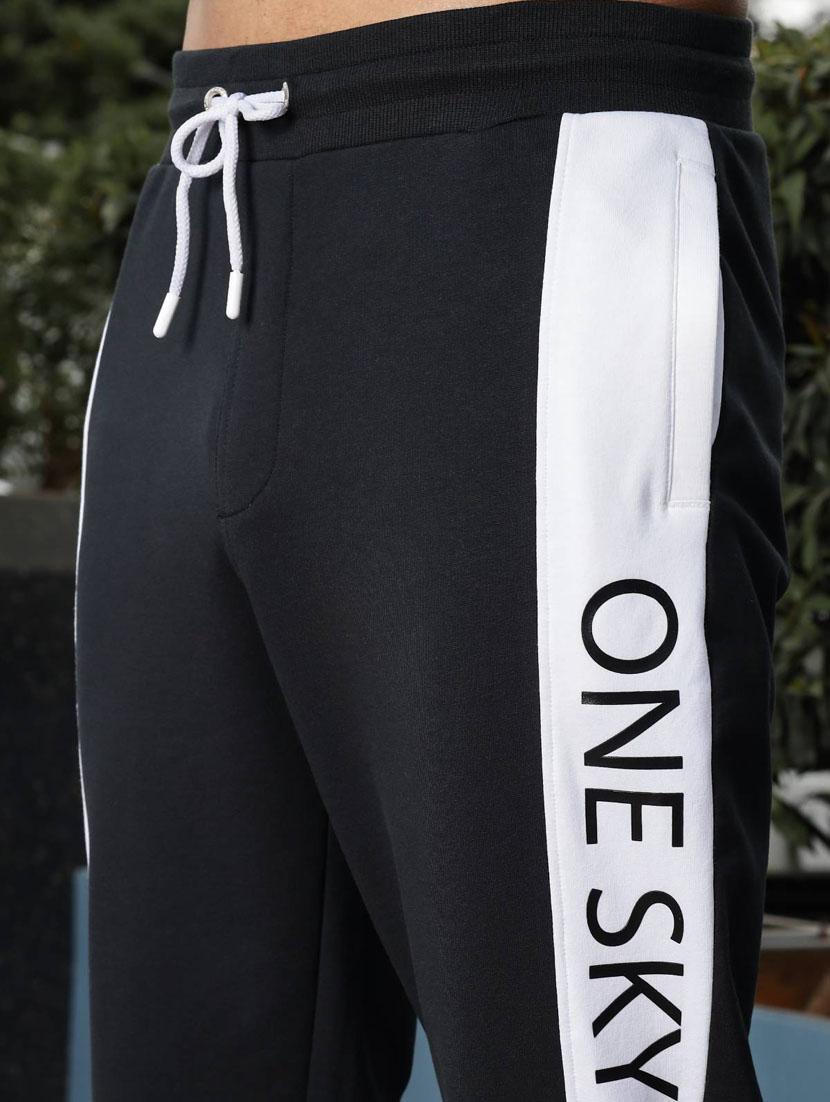 men black color block mid rise jogger - 21947877 - Standard Image - 5