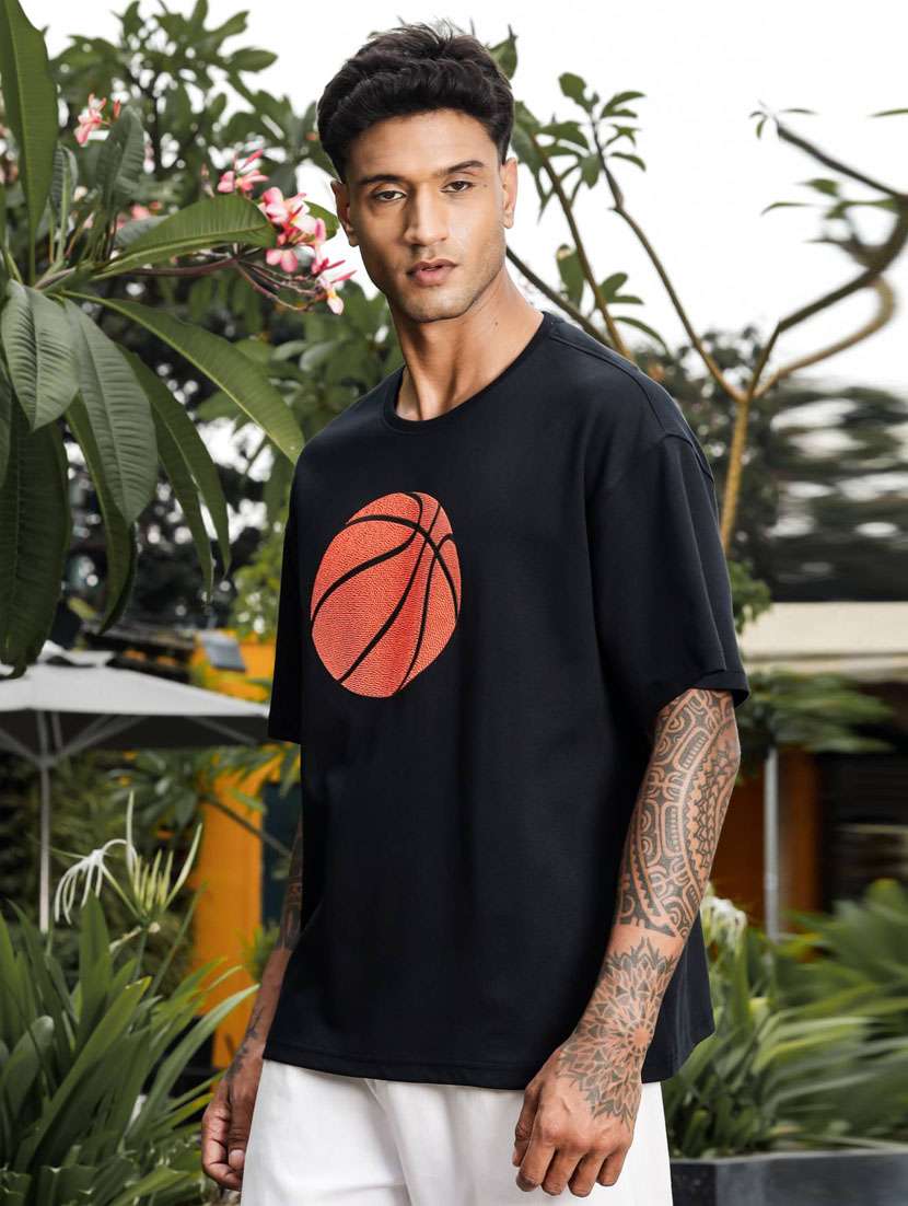 men chest print round neck regular fit t-shirt - 21947883 -  Standard Image - 3