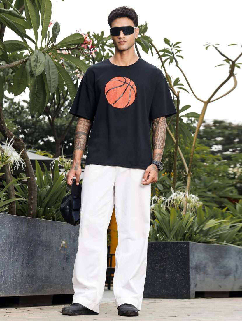 men chest print round neck regular fit t-shirt - 21947883 -  Standard Image - 5