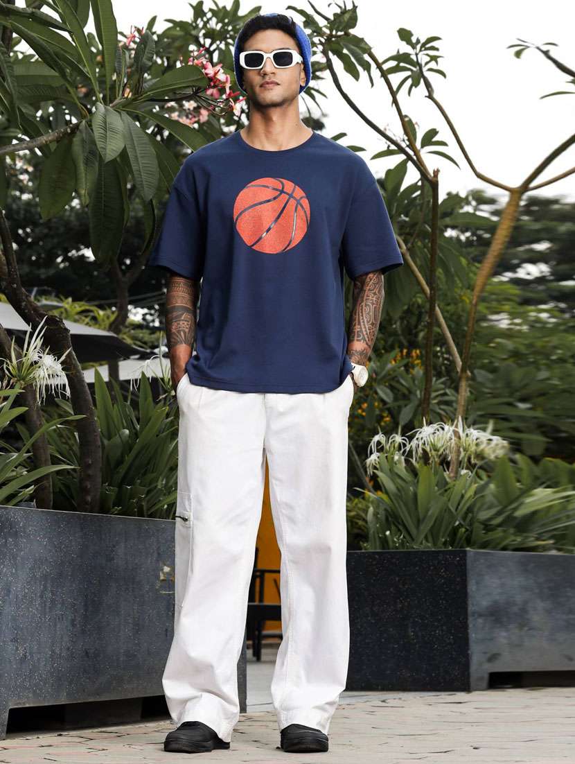 men chest print round neck regular fit t-shirt - 21947884 -  Standard Image - 5