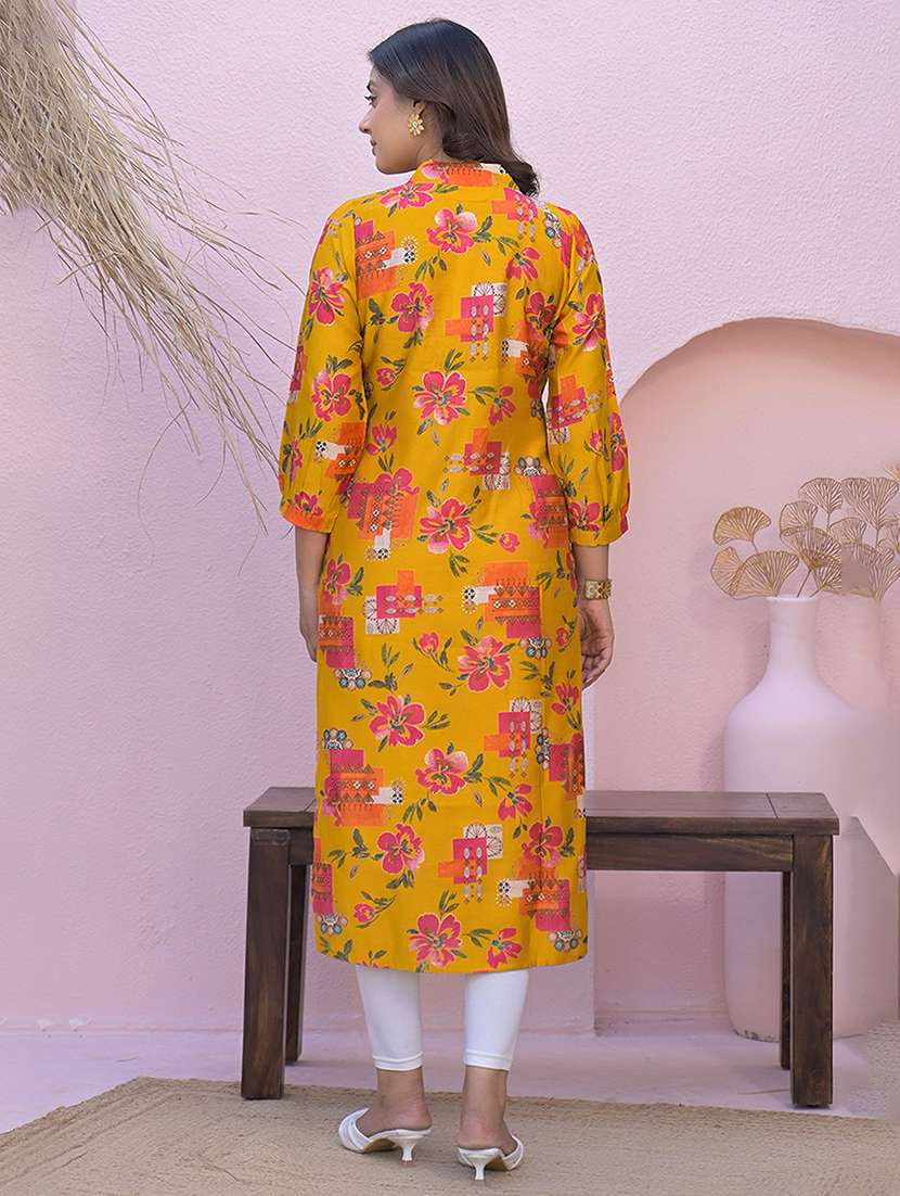 women three quarter sleeve a-line kurta - 21947952 -  Standard Image - 3