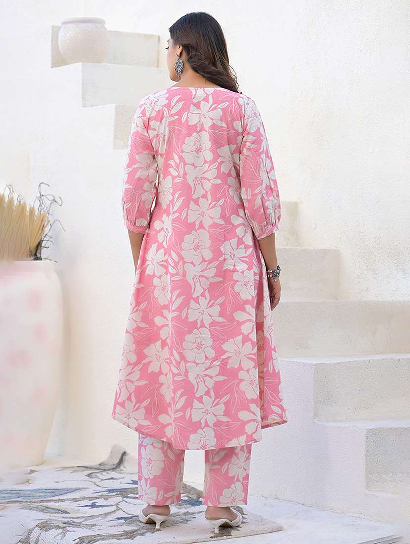 women three quarter sleeve kurta pant set - 21947957 -  Standard Image - 3