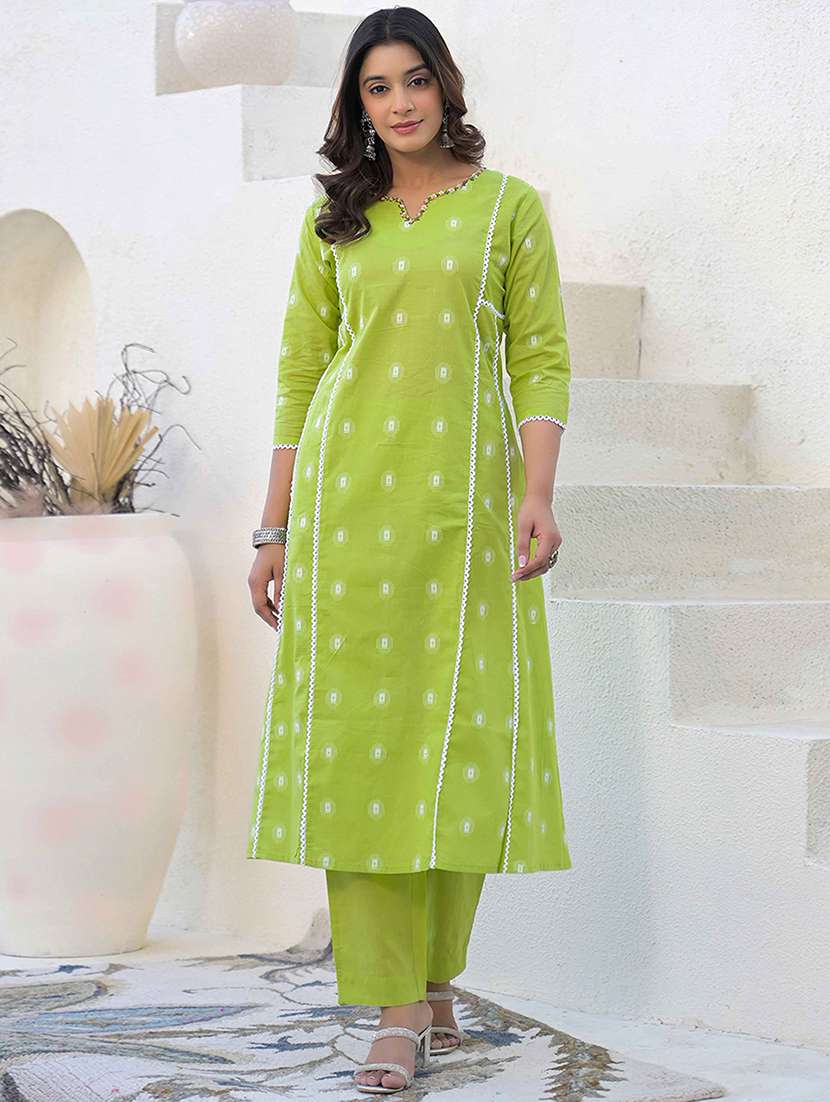 women three quarter sleeve kurta pant set