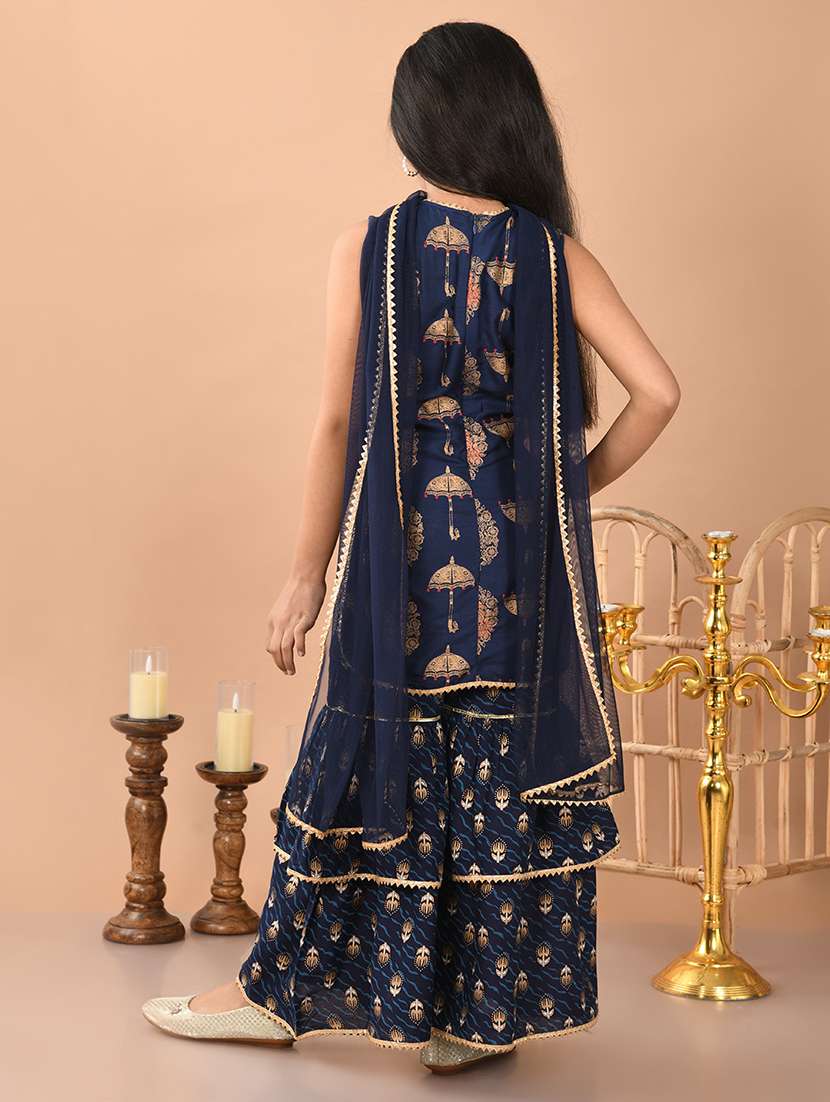 Girls Printed Sleeveless Kurta And Sharara With Dupatta 
