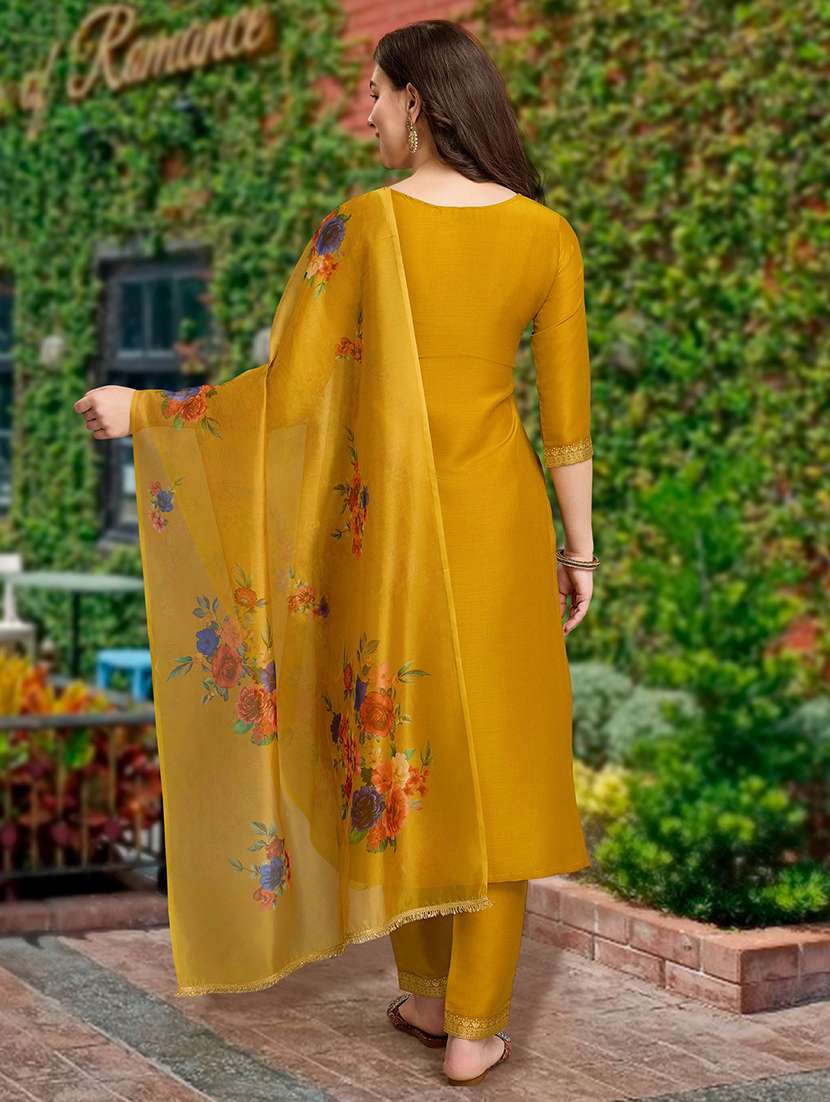 women three quarter sleeve kurta pant with dupatta set - 21948523 -  Standard Image - 5