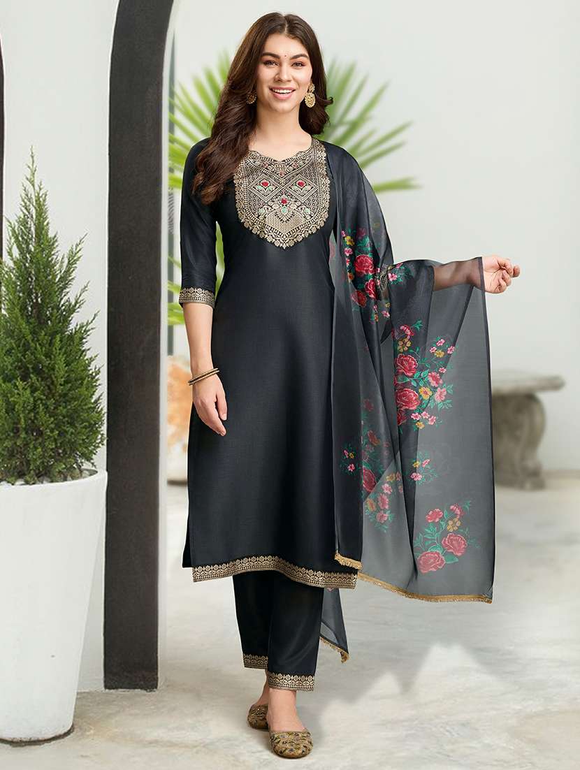 women three quarter sleeve kurta pant with dupatta set