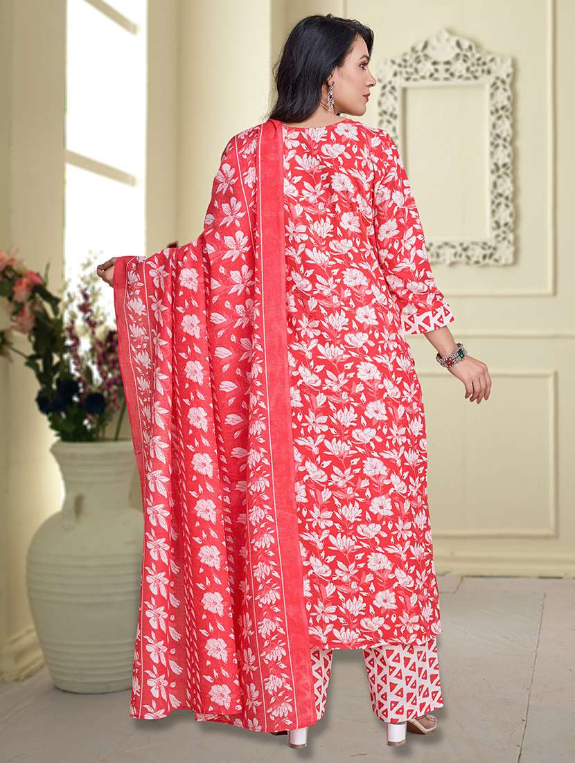women three quarter sleeve kurta palazzo with dupatta set - 21948535 - Standard Image - 5