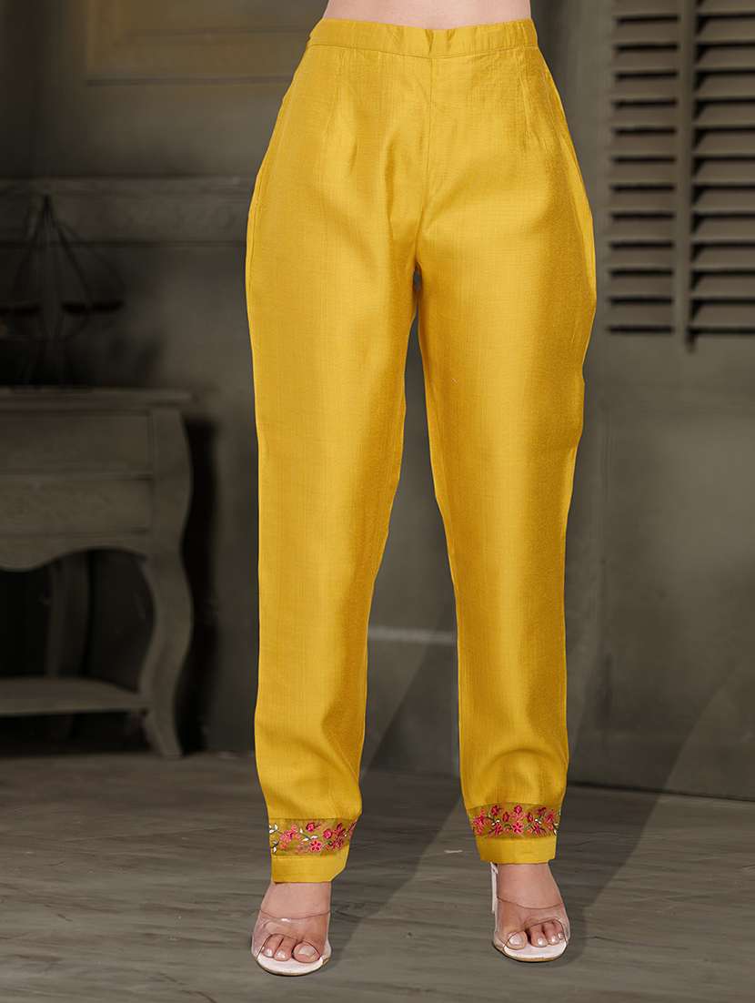 women three quarter sleeve kurta pant with dupatta set - 21948546 -  Standard Image - 5