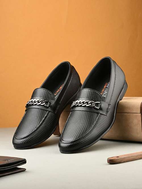 men slip on horsebit loafer - 21948594 -  Standard Image - 0