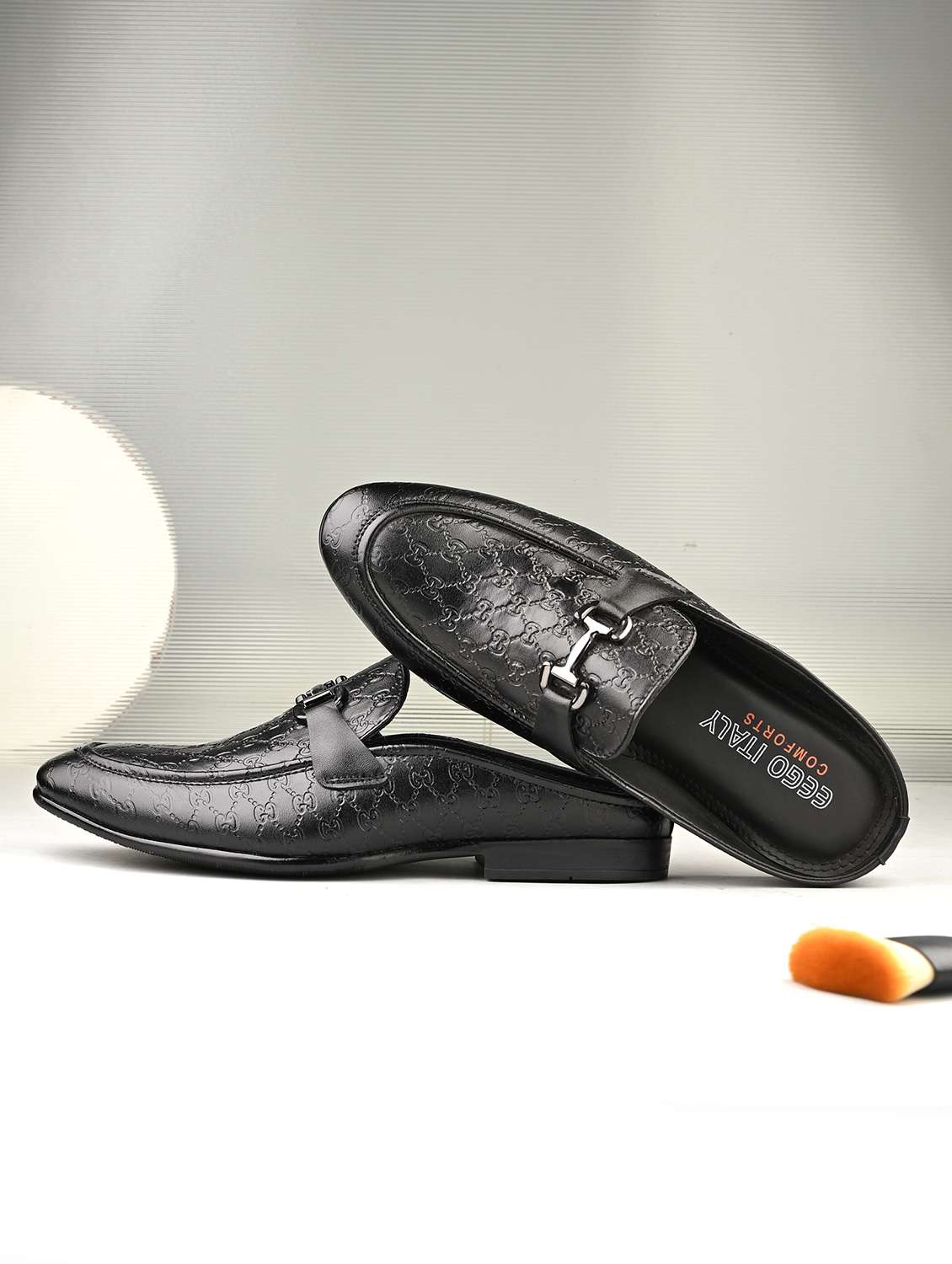 men black slip on mule - 21948607 - Zoom Image - 0