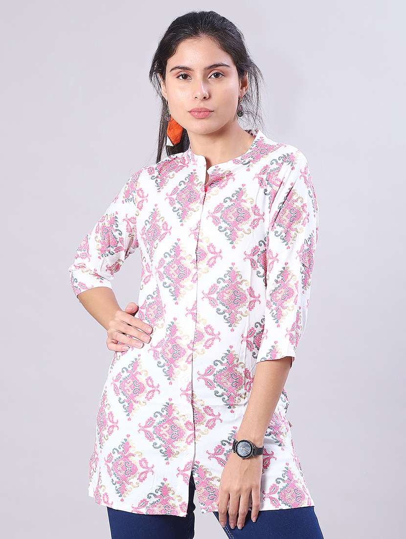 women printed three quarter sleeve kurti