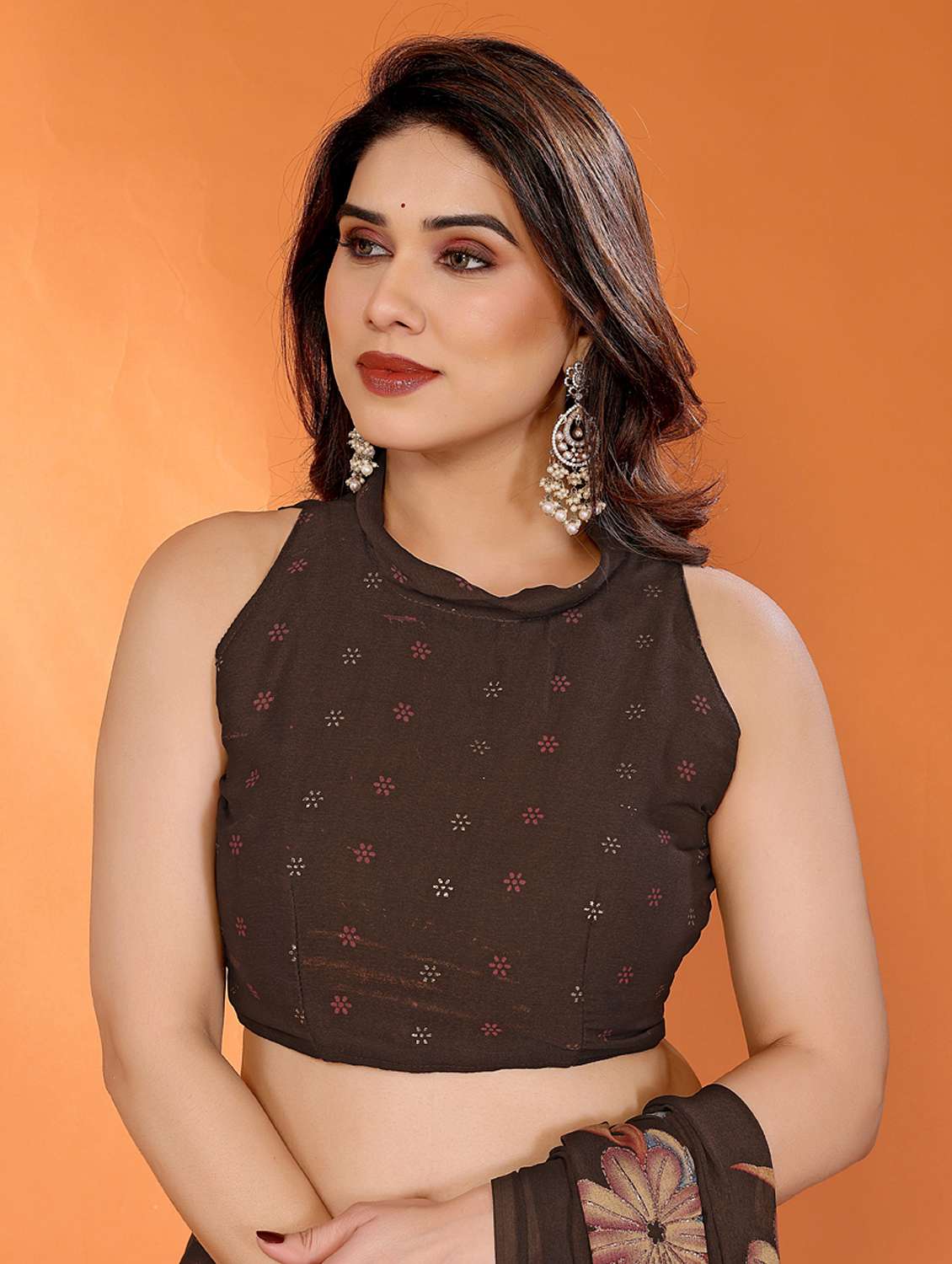 women printed casual wear saree with blouse - 21949162 - Standard Image - 3