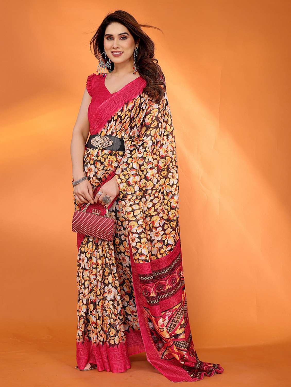 women printed casual wear saree with blouse - 21949171 -  Standard Image - 3