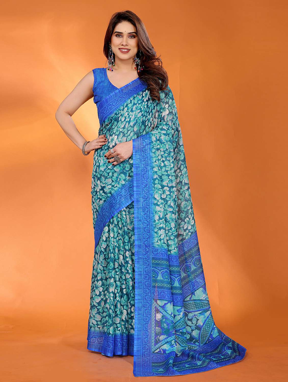 women printed casual wear saree with blouse