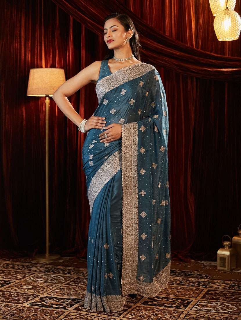 women solid with work embroidered saree with blouse - 21949692 - Standard Image - 3