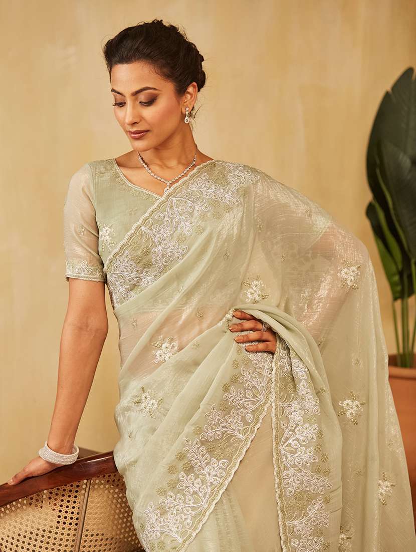 women solid with work embroidered saree with blouse - 21949710 -  Standard Image - 3