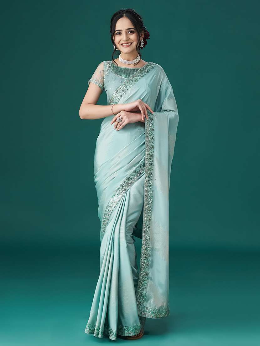 women solid with bordered saree with blouse - 21950061 - Zoom Image - 0
