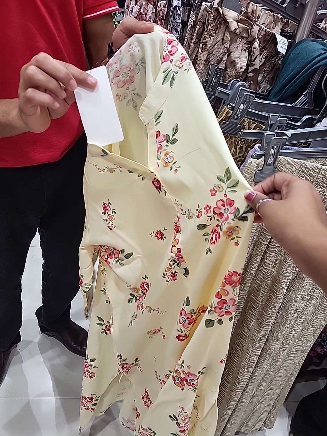 off white rayon kurta - 21951447 - Zoom Image - 0