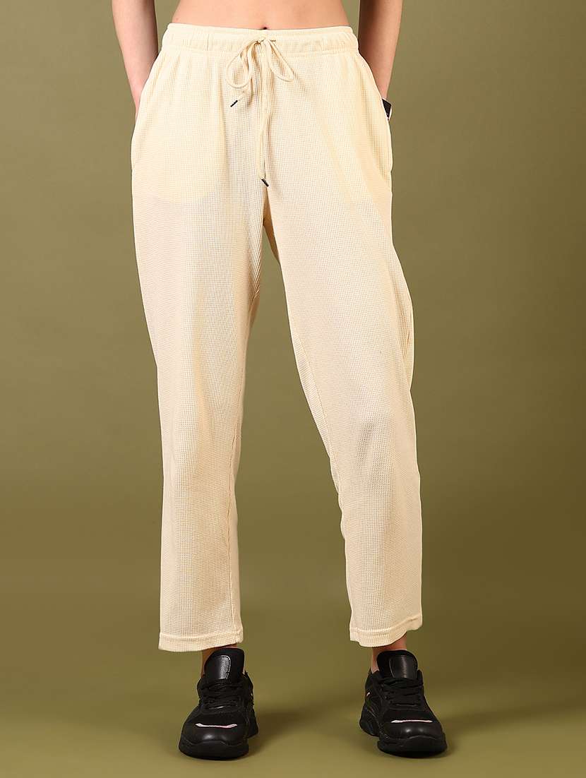 women solid mid rise regular fit track pant