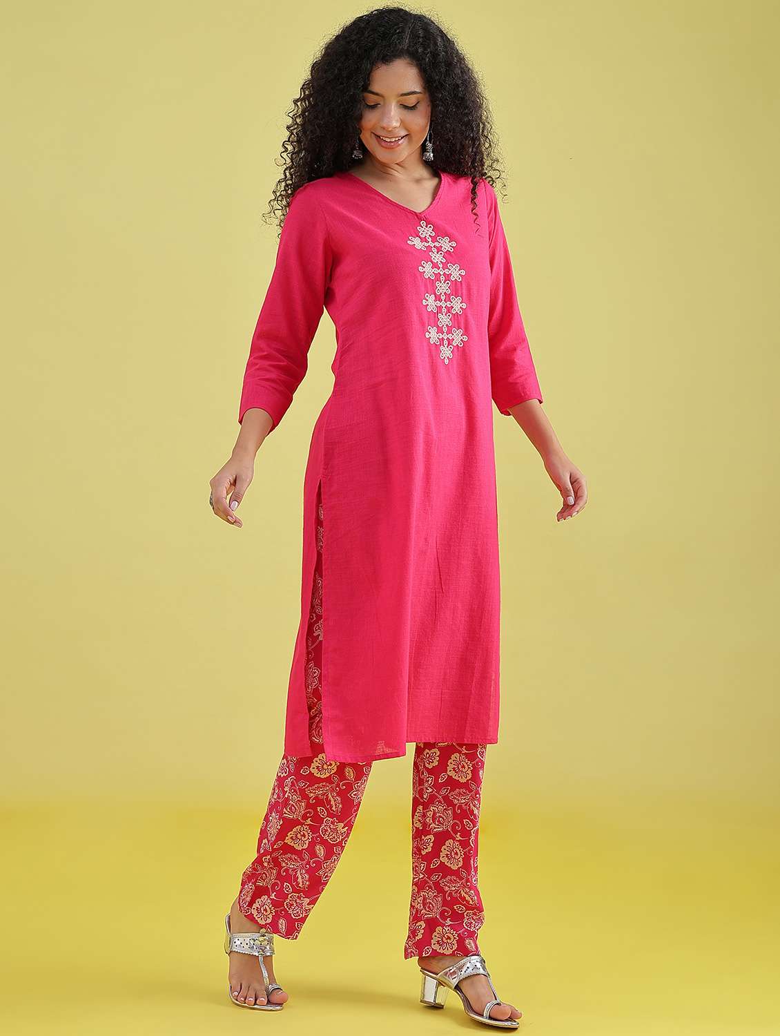 women pink embroidered straight kurta - 21952060 -  Standard Image - 3