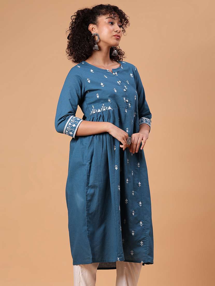 women embroidered three quarter sleeve a-line kurta - 21952065 -  Standard Image - 5