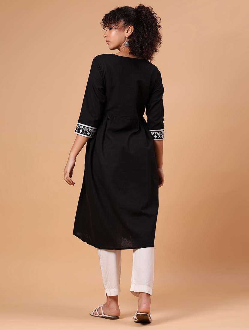 women embroidered three quarter sleeve a-line kurta - 21952066 -  Standard Image - 3