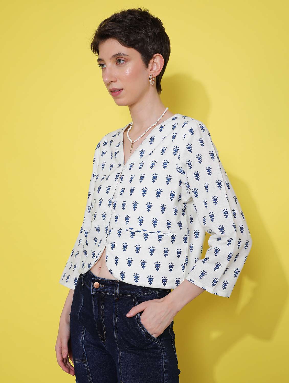 women white printed regular top - 21952074 - Standard Image - 5