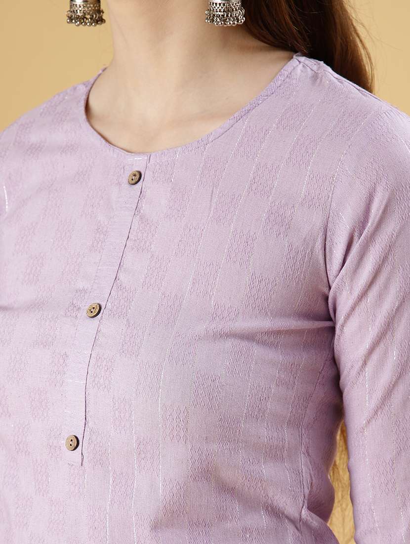women self design three quarter sleeve straight kurta - 21952082 -  Standard Image - 5