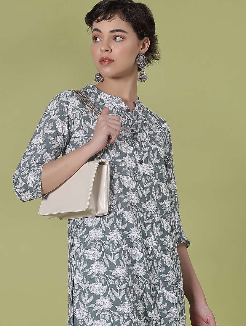 women printed kurta and palazzo set  - 21952093 -  Standard Image - 5