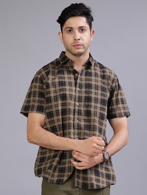 men checkered collared short sleeve regular fit shirt - 21952279 -  Standard Image - 0