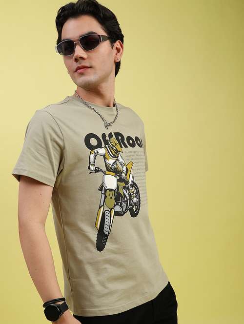 men front print round neck regular fit t-shirt - 21952379 - Standard Image - 0