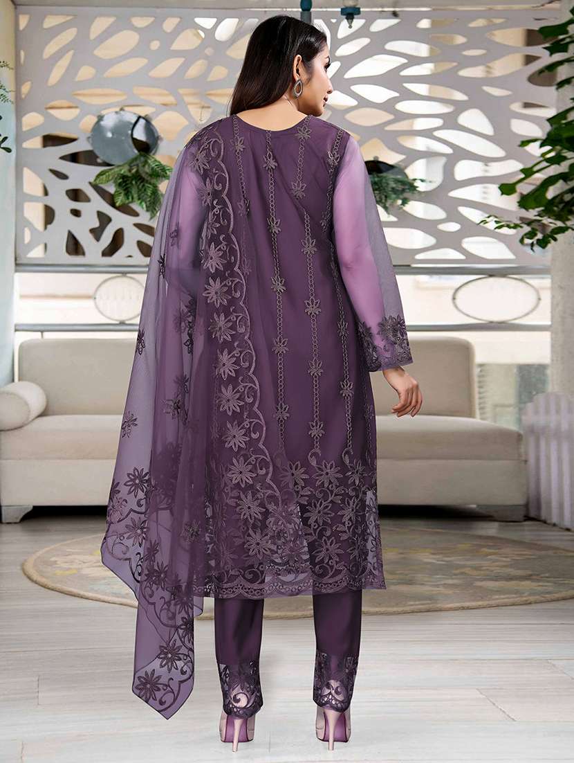 women three quarter sleeve kurta pant with dupatta set - 21954149 -  Standard Image - 3