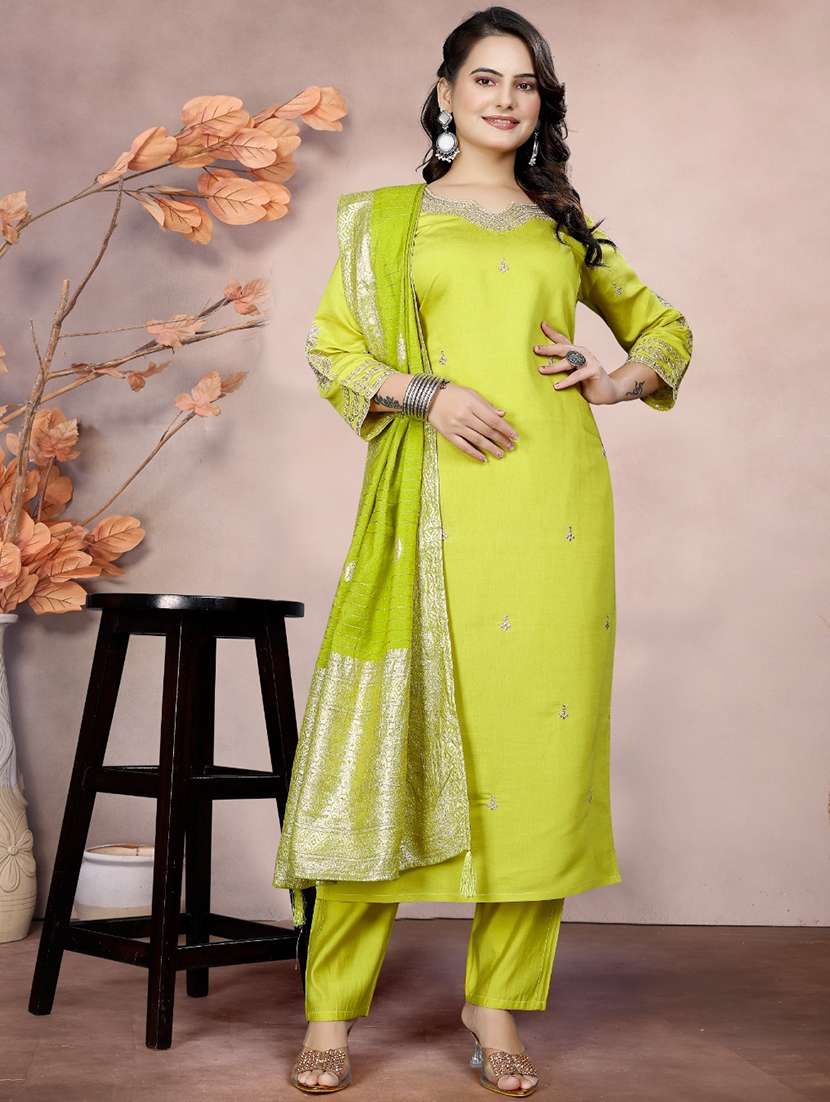 women three quarter sleeve kurta pant with dupatta set